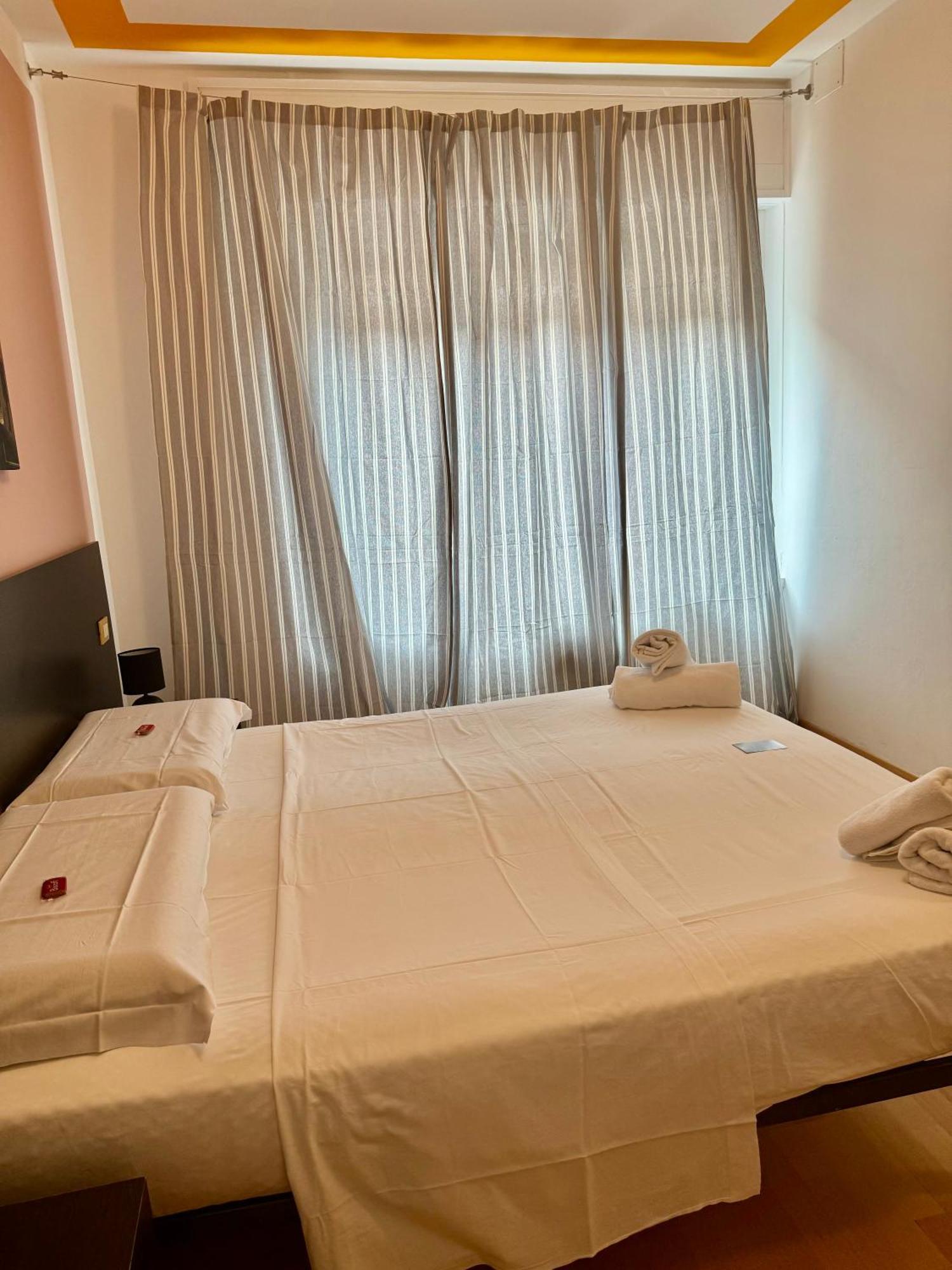 Affitta Camera Apartment Mestre Bagian luar foto