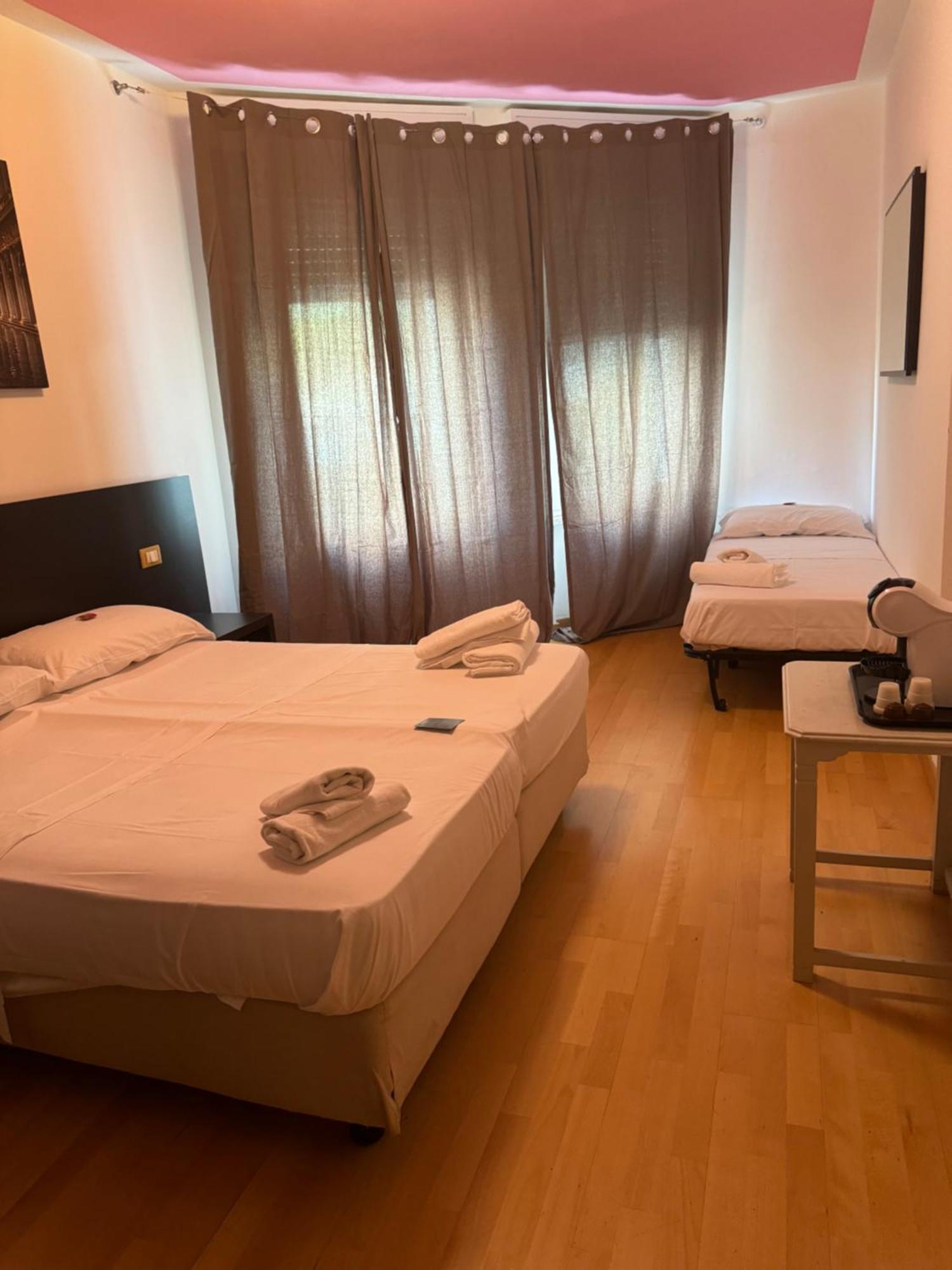 Affitta Camera Apartment Mestre Bagian luar foto