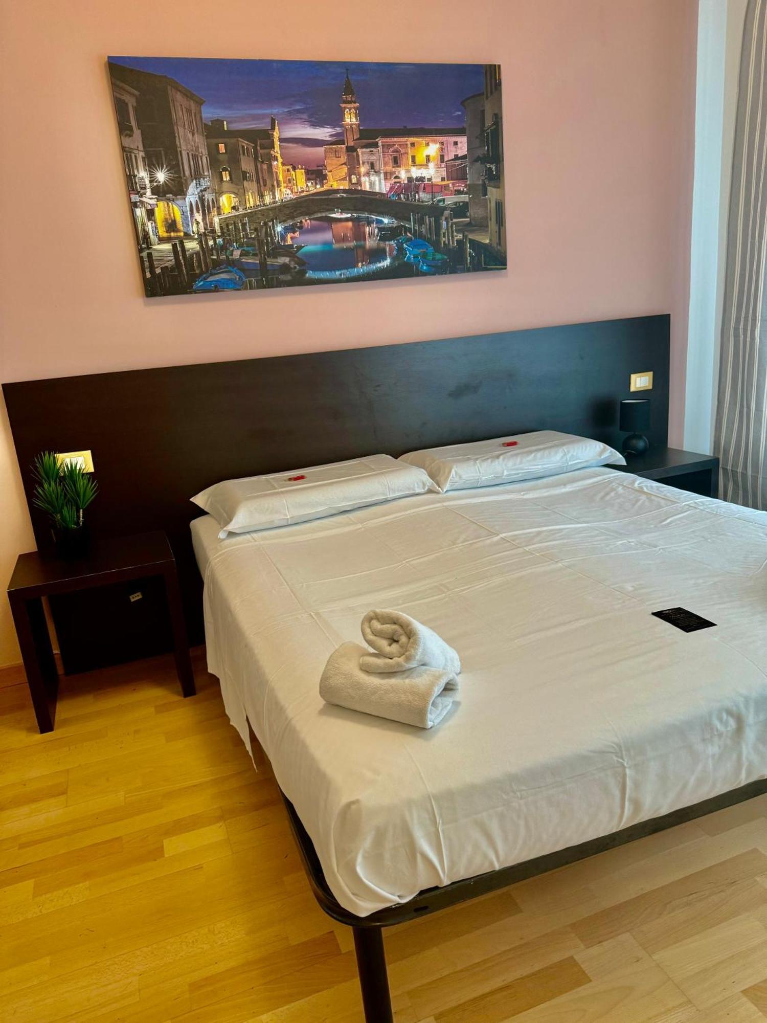 Affitta Camera Apartment Mestre Bagian luar foto